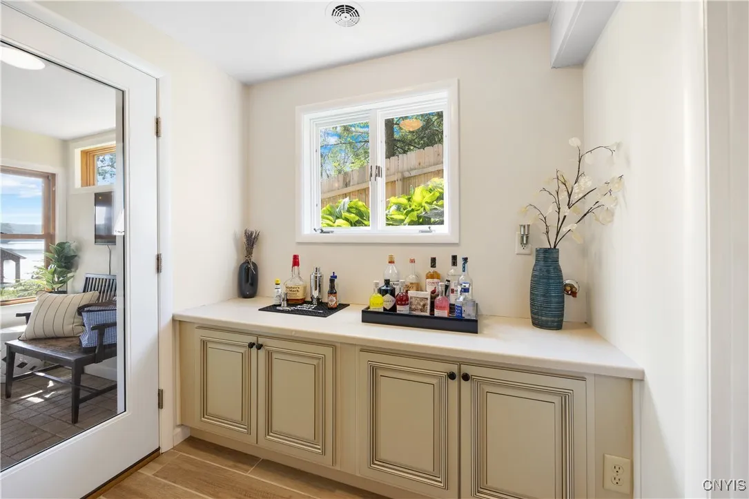 1514 Owahgena Terrace, Cazenovia, New York 13035, Cazenovia, New York 13035, 3 Bedrooms Bedrooms, 8 Rooms Rooms,2 BathroomsBathrooms,Residential,Closed,1514 Owahgena Terrace, Cazenovia, New York 13035,0,S1627011