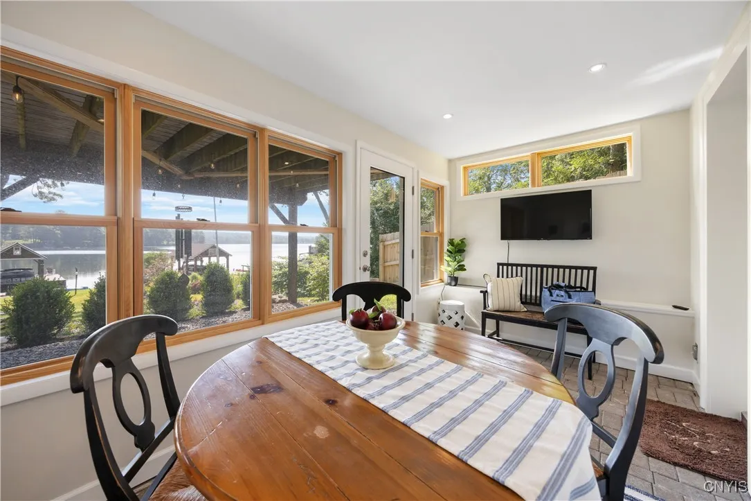 1514 Owahgena Terrace, Cazenovia, New York 13035, Cazenovia, New York 13035, 3 Bedrooms Bedrooms, 8 Rooms Rooms,2 BathroomsBathrooms,Residential,Closed,1514 Owahgena Terrace, Cazenovia, New York 13035,0,S1627011