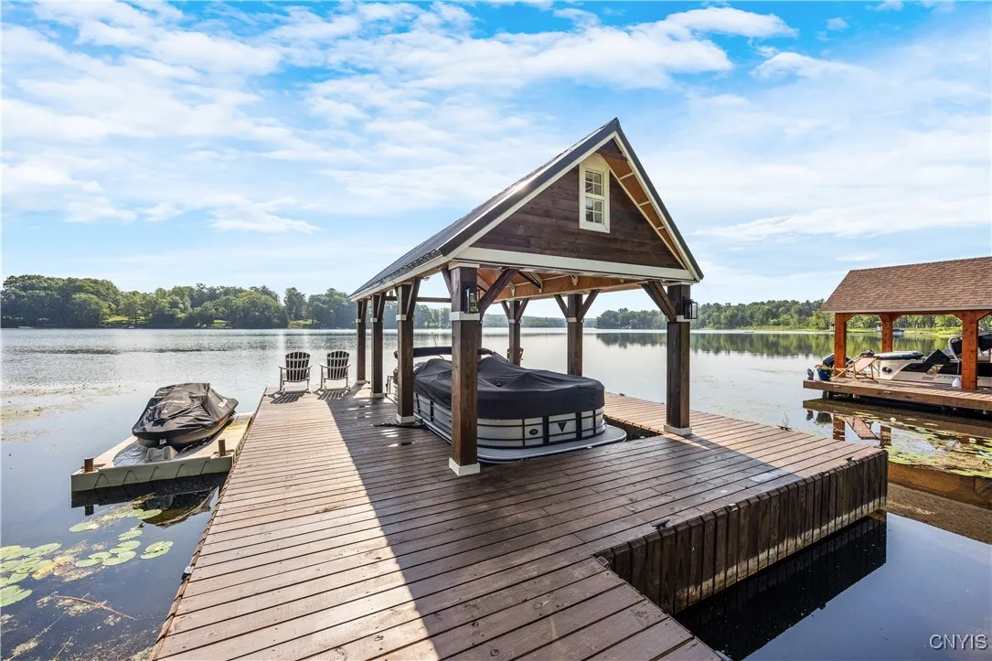 1514 Owahgena Terrace, Cazenovia, New York 13035, Cazenovia, New York 13035, 3 Bedrooms Bedrooms, 8 Rooms Rooms,2 BathroomsBathrooms,Residential,Closed,1514 Owahgena Terrace, Cazenovia, New York 13035,0,S1627011