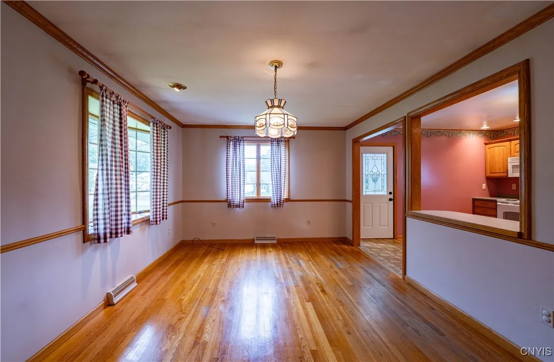 10 Park Avenue, Oppenheim, New York 13329, Oppenheim, New York 13329, 3 Bedrooms Bedrooms, 5 Rooms Rooms,1 BathroomBathrooms,Residential,For Sale,10 Park Avenue, Oppenheim, New York 13329,S1627392