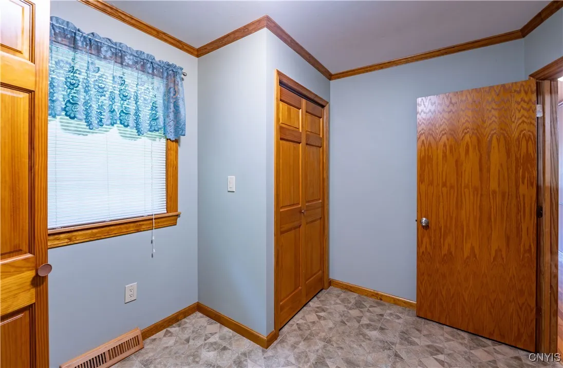 10 Park Avenue, Oppenheim, New York 13329, Oppenheim, New York 13329, 3 Bedrooms Bedrooms, 5 Rooms Rooms,1 BathroomBathrooms,Residential,For Sale,10 Park Avenue, Oppenheim, New York 13329,S1627392