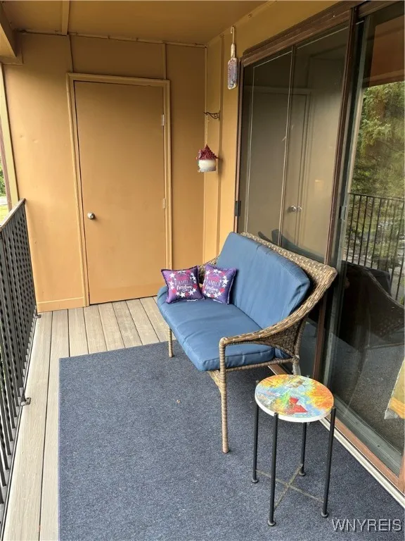 15 Greenwich Drive 3, Amherst, New York 14228, Amherst, New York 14228, 2 Bedrooms Bedrooms, 4 Rooms Rooms,1 BathroomBathrooms,Residential,For Sale,15 Greenwich Drive 3, Amherst, New York 14228,B1627362