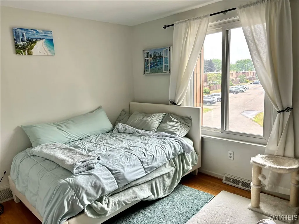 15 Greenwich Drive 3, Amherst, New York 14228, Amherst, New York 14228, 2 Bedrooms Bedrooms, 4 Rooms Rooms,1 BathroomBathrooms,Residential,For Sale,15 Greenwich Drive 3, Amherst, New York 14228,B1627362