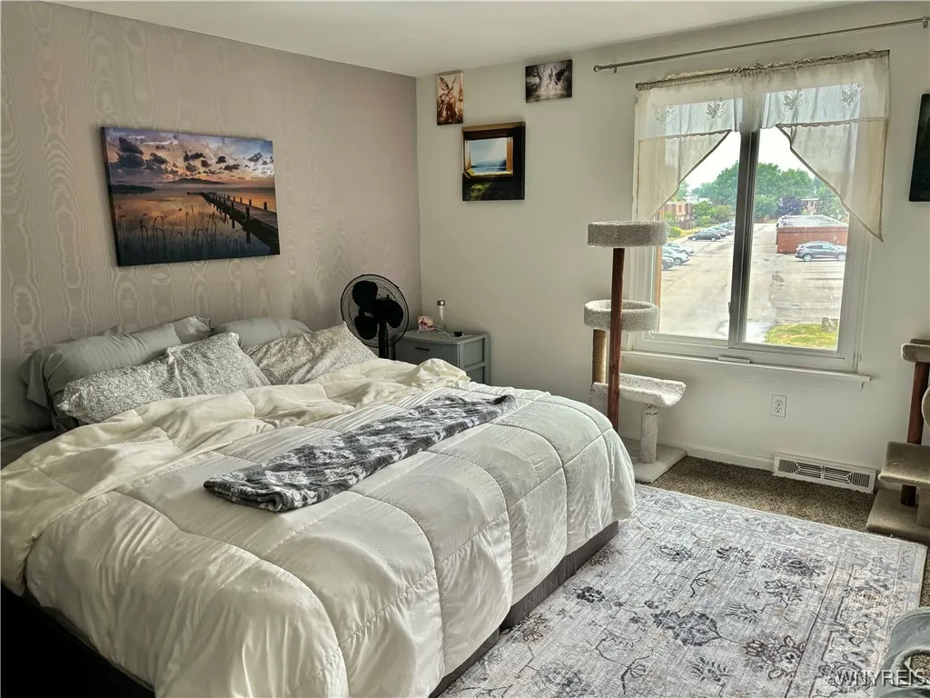 15 Greenwich Drive 3, Amherst, New York 14228, Amherst, New York 14228, 2 Bedrooms Bedrooms, 4 Rooms Rooms,1 BathroomBathrooms,Residential,For Sale,15 Greenwich Drive 3, Amherst, New York 14228,B1627362