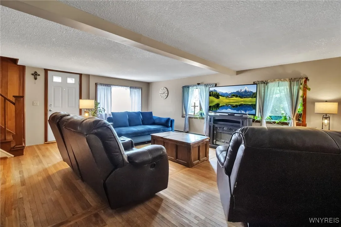 2839 Carmen Road, Hartland, New York 14105, Hartland, New York 14105, 3 Bedrooms Bedrooms, 7 Rooms Rooms,1 BathroomBathrooms,Residential,For Sale,2839 Carmen Road, Hartland, New York 14105,B1626956