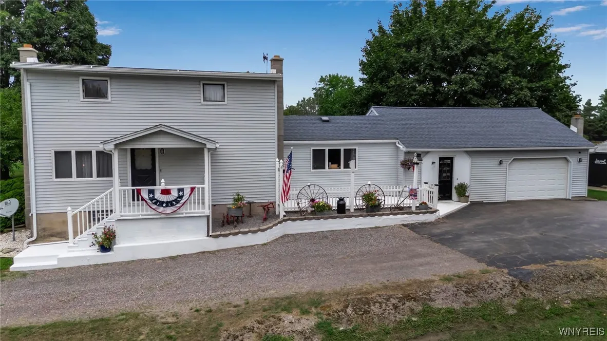 2839 Carmen Road, Hartland, New York 14105, Hartland, New York 14105, 3 Bedrooms Bedrooms, 7 Rooms Rooms,1 BathroomBathrooms,Residential,For Sale,2839 Carmen Road, Hartland, New York 14105,B1626956