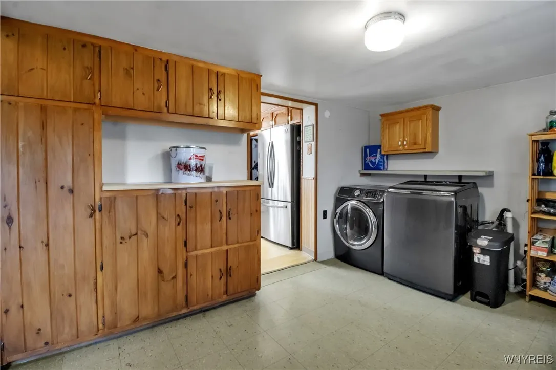 2839 Carmen Road, Hartland, New York 14105, Hartland, New York 14105, 3 Bedrooms Bedrooms, 7 Rooms Rooms,1 BathroomBathrooms,Residential,For Sale,2839 Carmen Road, Hartland, New York 14105,B1626956