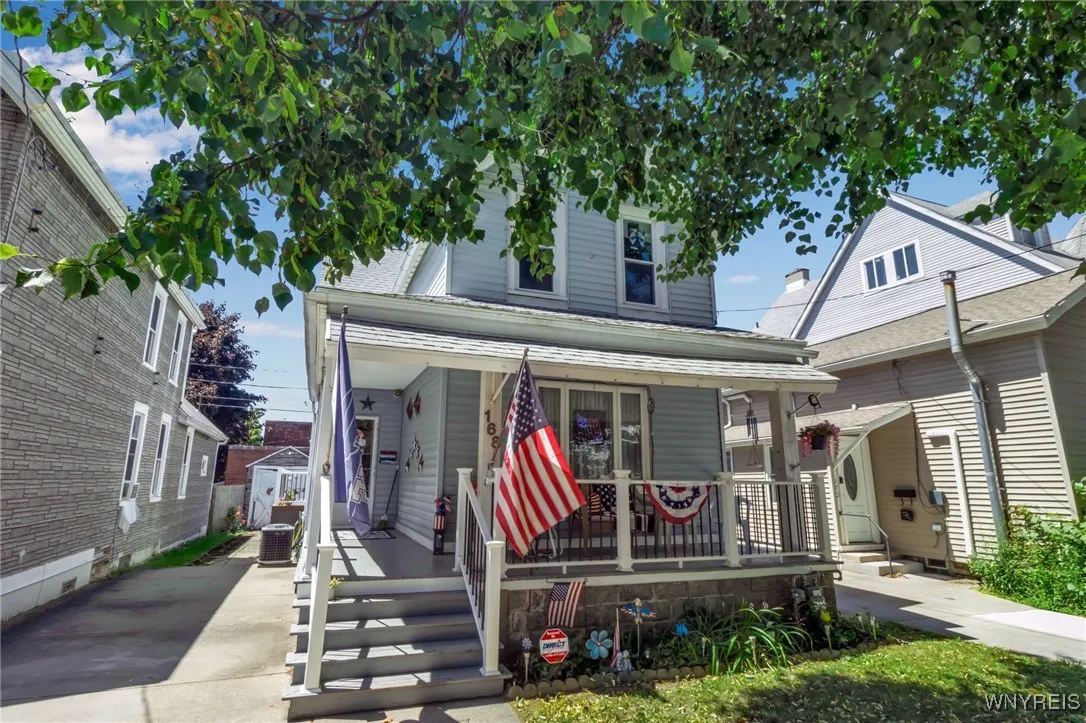 168 Dearborn Street, Buffalo, New York 14207, Buffalo, New York 14207, 3 Bedrooms Bedrooms, 7 Rooms Rooms,1 BathroomBathrooms,Residential,For Sale,168 Dearborn Street, Buffalo, New York 14207,B1624129