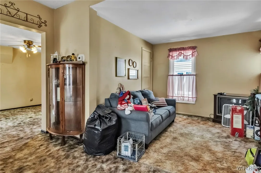 168 Dearborn Street, Buffalo, New York 14207, Buffalo, New York 14207, 3 Bedrooms Bedrooms, 7 Rooms Rooms,1 BathroomBathrooms,Residential,For Sale,168 Dearborn Street, Buffalo, New York 14207,B1624129