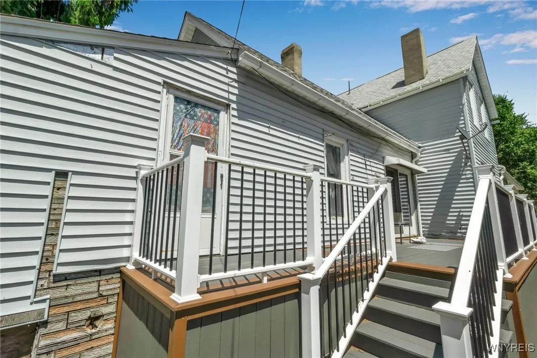 168 Dearborn Street, Buffalo, New York 14207, Buffalo, New York 14207, 3 Bedrooms Bedrooms, 7 Rooms Rooms,1 BathroomBathrooms,Residential,For Sale,168 Dearborn Street, Buffalo, New York 14207,B1624129