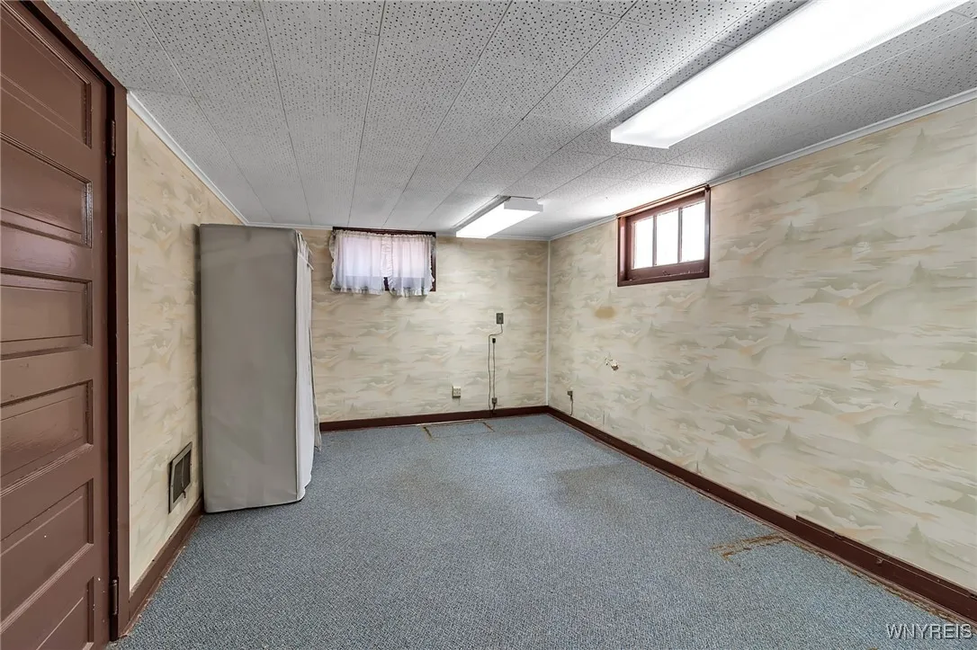 2 Tracy Avenue, Batavia City, New York 14020, Batavia City, New York 14020, 3 Bedrooms Bedrooms, 6 Rooms Rooms,1 BathroomBathrooms,Residential,For Sale,2 Tracy Avenue, Batavia City, New York 14020,B1626331