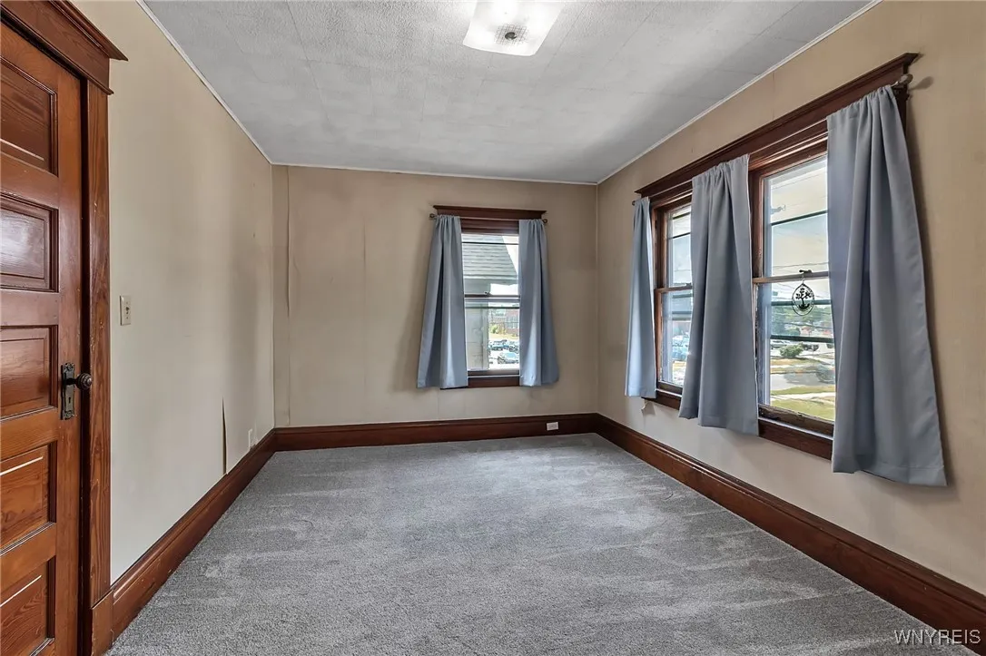 2 Tracy Avenue, Batavia City, New York 14020, Batavia City, New York 14020, 3 Bedrooms Bedrooms, 6 Rooms Rooms,1 BathroomBathrooms,Residential,For Sale,2 Tracy Avenue, Batavia City, New York 14020,B1626331