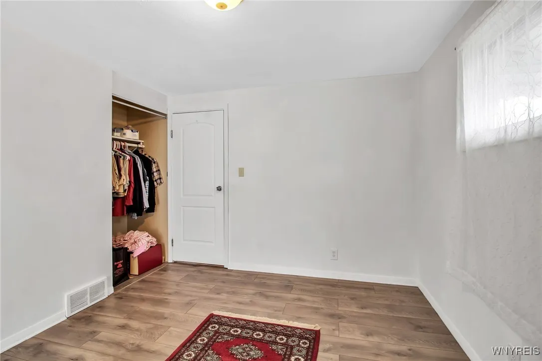 74 Harris Court, Cheektowaga, New York 14225, Cheektowaga, New York 14225, 3 Bedrooms Bedrooms, 7 Rooms Rooms,2 BathroomsBathrooms,Residential,For Sale,74 Harris Court, Cheektowaga, New York 14225,B1627350