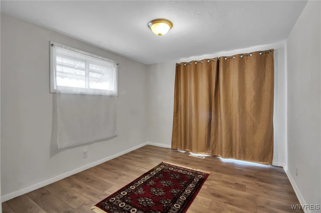 74 Harris Court, Cheektowaga, New York 14225, Cheektowaga, New York 14225, 3 Bedrooms Bedrooms, 7 Rooms Rooms,2 BathroomsBathrooms,Residential,For Sale,74 Harris Court, Cheektowaga, New York 14225,B1627350