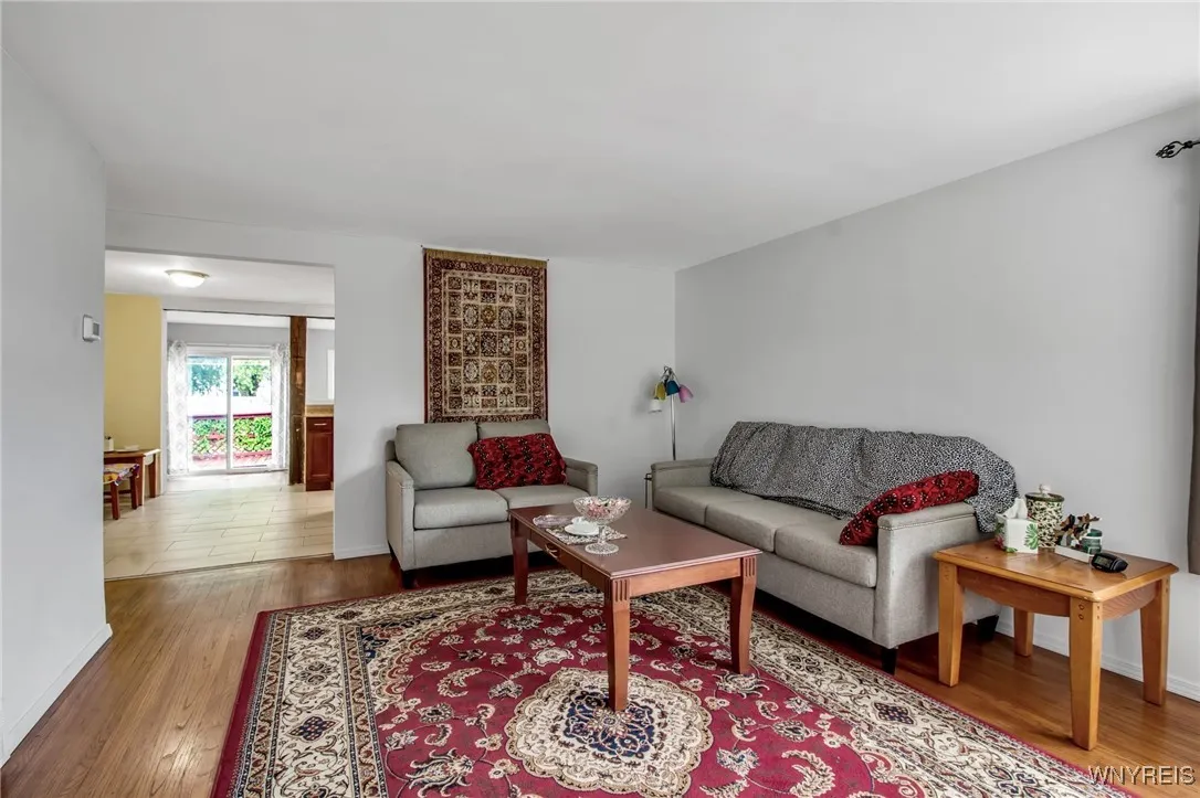 74 Harris Court, Cheektowaga, New York 14225, Cheektowaga, New York 14225, 3 Bedrooms Bedrooms, 7 Rooms Rooms,2 BathroomsBathrooms,Residential,For Sale,74 Harris Court, Cheektowaga, New York 14225,B1627350