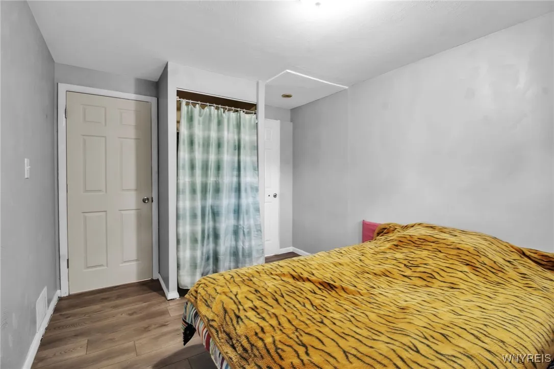 74 Harris Court, Cheektowaga, New York 14225, Cheektowaga, New York 14225, 3 Bedrooms Bedrooms, 7 Rooms Rooms,2 BathroomsBathrooms,Residential,For Sale,74 Harris Court, Cheektowaga, New York 14225,B1627350