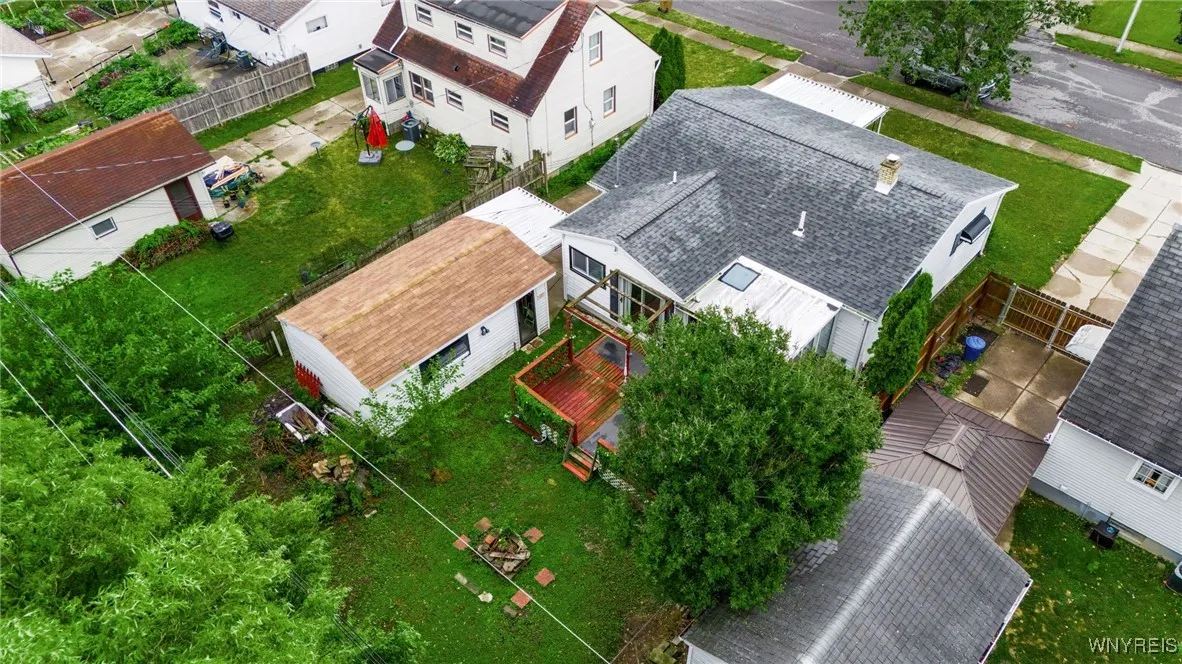 74 Harris Court, Cheektowaga, New York 14225, Cheektowaga, New York 14225, 3 Bedrooms Bedrooms, 7 Rooms Rooms,2 BathroomsBathrooms,Residential,For Sale,74 Harris Court, Cheektowaga, New York 14225,B1627350