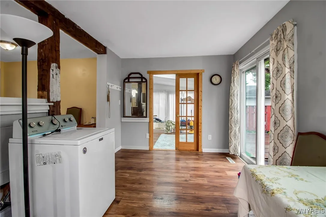 74 Harris Court, Cheektowaga, New York 14225, Cheektowaga, New York 14225, 3 Bedrooms Bedrooms, 7 Rooms Rooms,2 BathroomsBathrooms,Residential,For Sale,74 Harris Court, Cheektowaga, New York 14225,B1627350