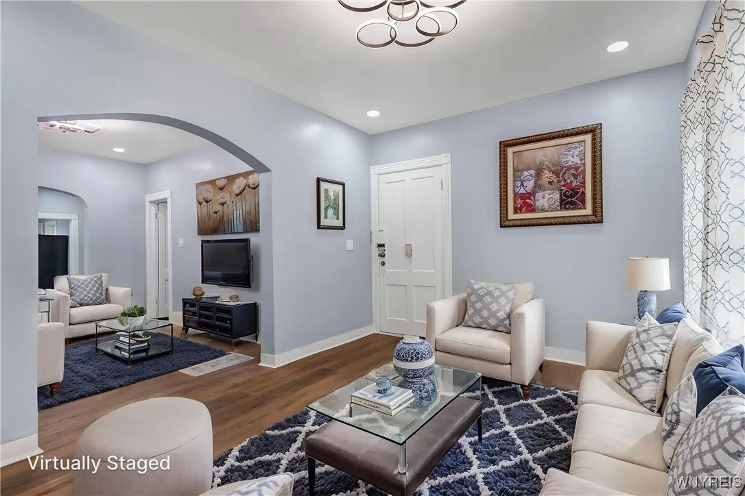 405 W Ferry Street, Buffalo, New York 14213, Buffalo, New York 14213, 6 Bedrooms Bedrooms, ,2 BathroomsBathrooms,Residential,For Sale,405 W Ferry Street, Buffalo, New York 14213,B1627003