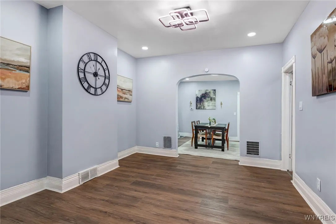 405 W Ferry Street, Buffalo, New York 14213, Buffalo, New York 14213, 6 Bedrooms Bedrooms, ,2 BathroomsBathrooms,Residential,For Sale,405 W Ferry Street, Buffalo, New York 14213,B1627003