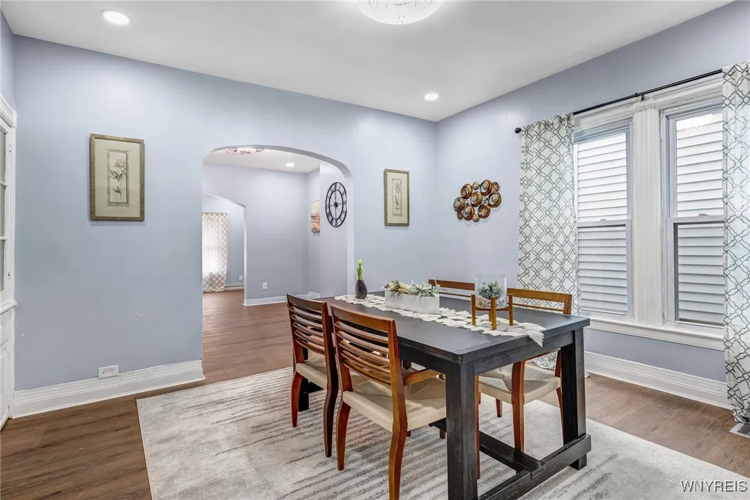 405 W Ferry Street, Buffalo, New York 14213, Buffalo, New York 14213, 6 Bedrooms Bedrooms, ,2 BathroomsBathrooms,Residential,For Sale,405 W Ferry Street, Buffalo, New York 14213,B1627003
