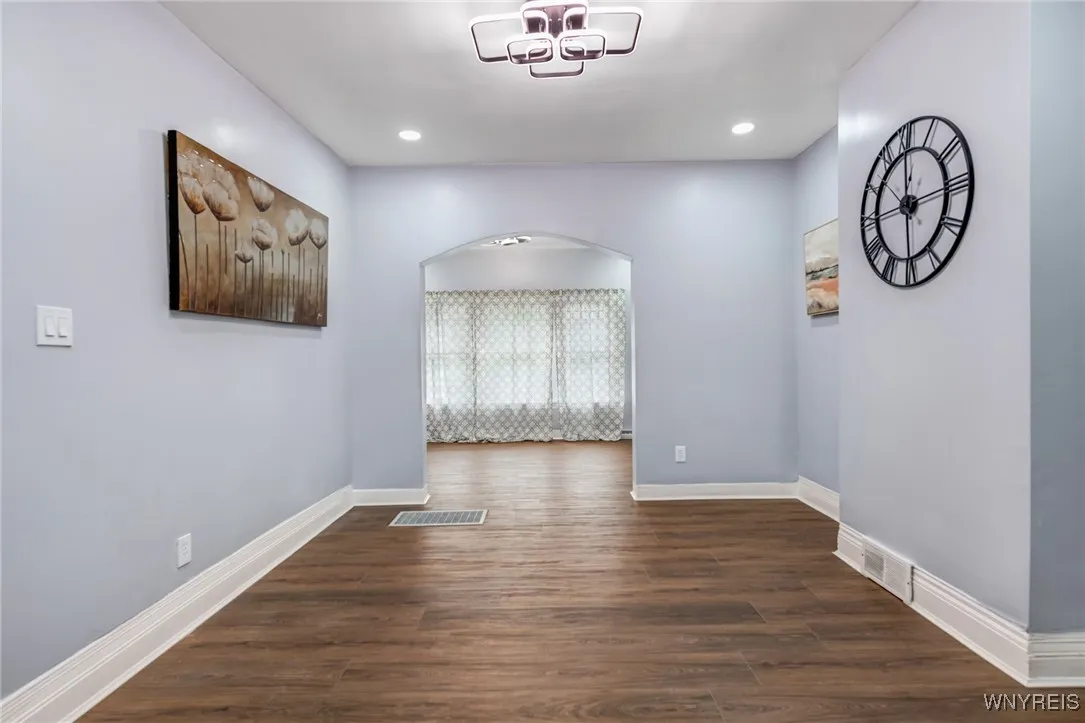 405 W Ferry Street, Buffalo, New York 14213, Buffalo, New York 14213, 6 Bedrooms Bedrooms, ,2 BathroomsBathrooms,Residential,For Sale,405 W Ferry Street, Buffalo, New York 14213,B1627003