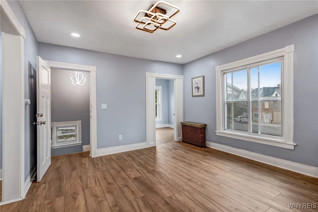 405 W Ferry Street, Buffalo, New York 14213, Buffalo, New York 14213, 6 Bedrooms Bedrooms, ,2 BathroomsBathrooms,Residential,For Sale,405 W Ferry Street, Buffalo, New York 14213,B1627003
