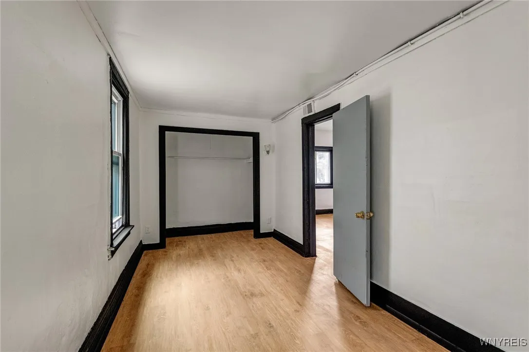 30 Schiller Street, Buffalo, New York 14206, Buffalo, New York 14206, 4 Bedrooms Bedrooms, ,3 BathroomsBathrooms,Residential,For Sale,30 Schiller Street, Buffalo, New York 14206,B1627416
