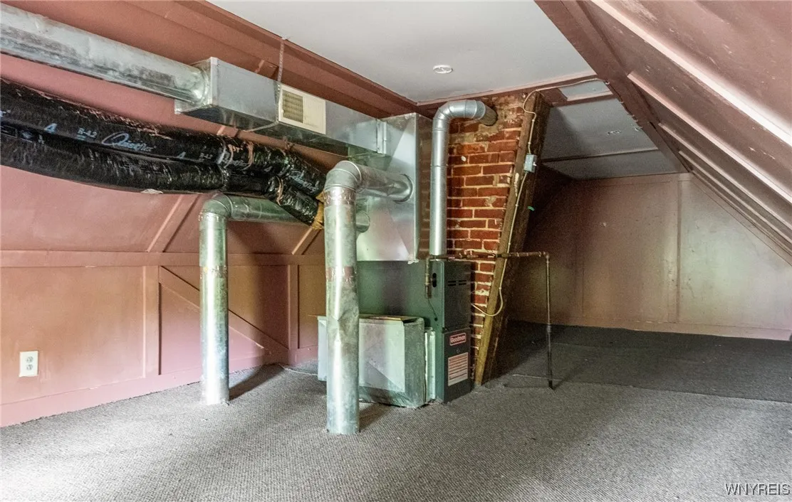 30 Schiller Street, Buffalo, New York 14206, Buffalo, New York 14206, 4 Bedrooms Bedrooms, ,3 BathroomsBathrooms,Residential,For Sale,30 Schiller Street, Buffalo, New York 14206,B1627416