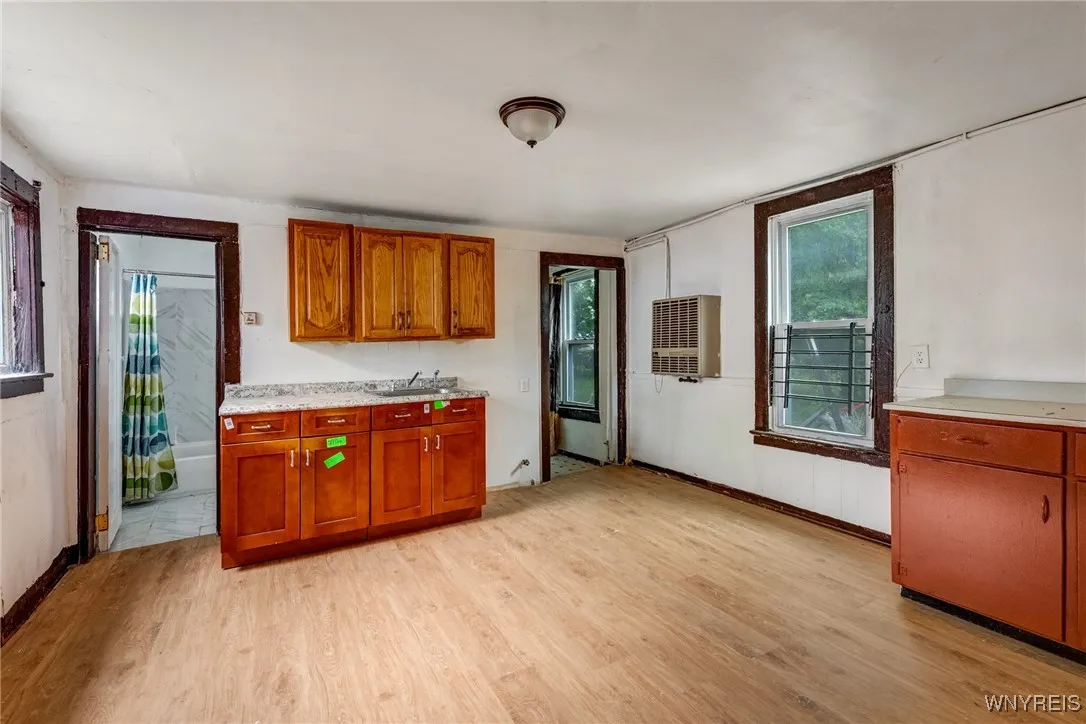 30 Schiller Street, Buffalo, New York 14206, Buffalo, New York 14206, 4 Bedrooms Bedrooms, ,3 BathroomsBathrooms,Residential,For Sale,30 Schiller Street, Buffalo, New York 14206,B1627416