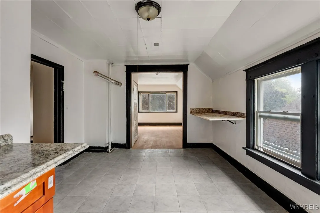 30 Schiller Street, Buffalo, New York 14206, Buffalo, New York 14206, 4 Bedrooms Bedrooms, ,3 BathroomsBathrooms,Residential,For Sale,30 Schiller Street, Buffalo, New York 14206,B1627416