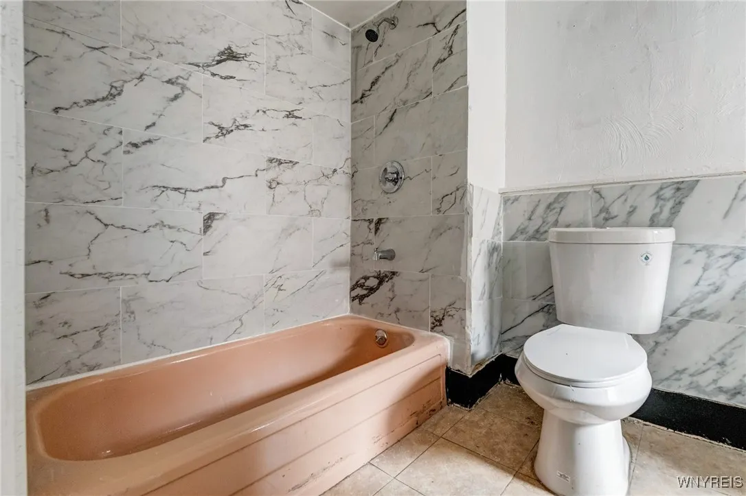 30 Schiller Street, Buffalo, New York 14206, Buffalo, New York 14206, 4 Bedrooms Bedrooms, ,3 BathroomsBathrooms,Residential,For Sale,30 Schiller Street, Buffalo, New York 14206,B1627416