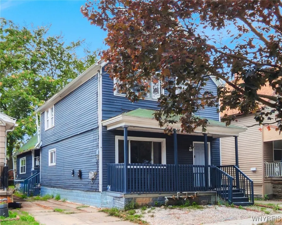30 Schiller Street, Buffalo, New York 14206, Buffalo, New York 14206, 4 Bedrooms Bedrooms, ,3 BathroomsBathrooms,Residential,For Sale,30 Schiller Street, Buffalo, New York 14206,B1627416