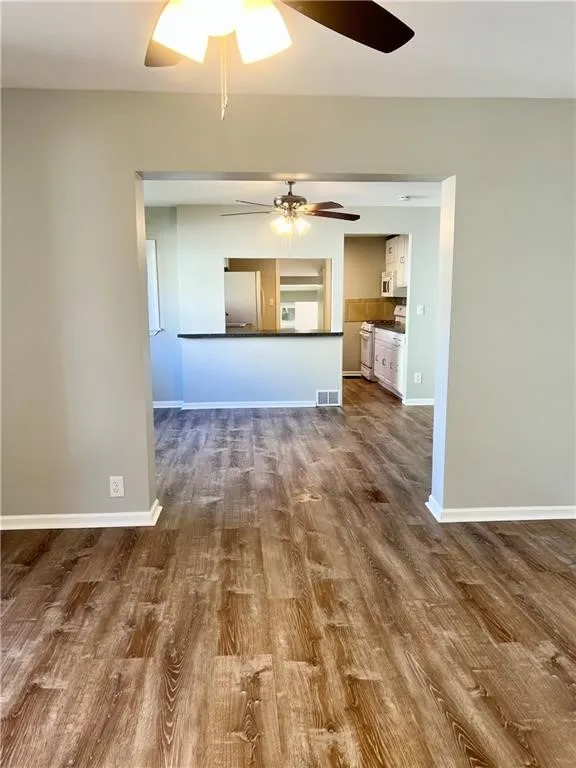 96 South Avenue 96, Webster, New York 14580, Webster, New York 14580, 3 Bedrooms Bedrooms, 5 Rooms Rooms,1 BathroomBathrooms,Residential Lease,For Rent,96 South Avenue 96, Webster, New York 14580,R1626689