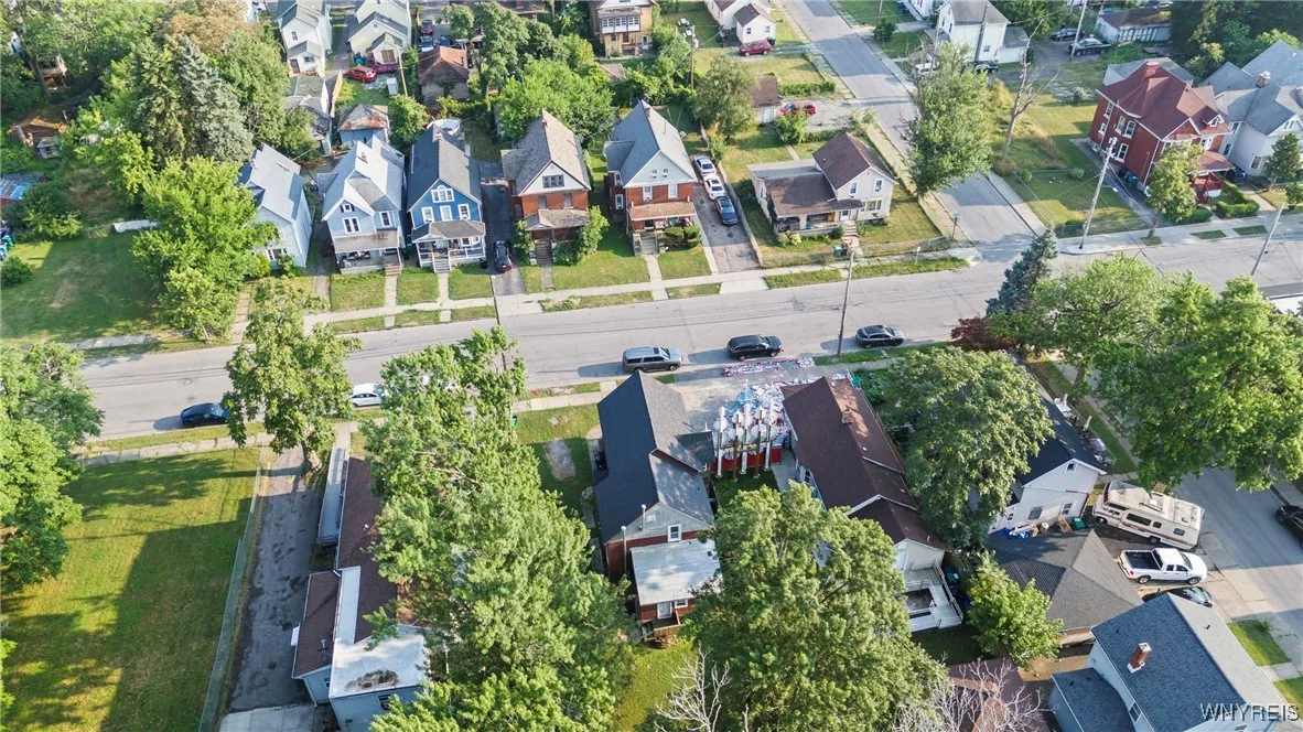1312 Ontario Avenue, Niagara Falls, New York 14305, Niagara Falls, New York 14305, 3 Bedrooms Bedrooms, ,2 BathroomsBathrooms,Residential,For Sale,1312 Ontario Avenue, Niagara Falls, New York 14305,B1627405