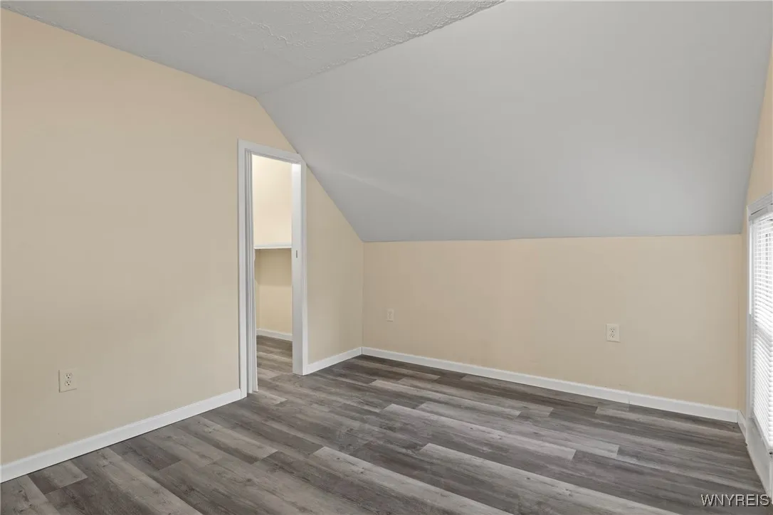 1312 Ontario Avenue, Niagara Falls, New York 14305, Niagara Falls, New York 14305, 3 Bedrooms Bedrooms, ,2 BathroomsBathrooms,Residential,For Sale,1312 Ontario Avenue, Niagara Falls, New York 14305,B1627405