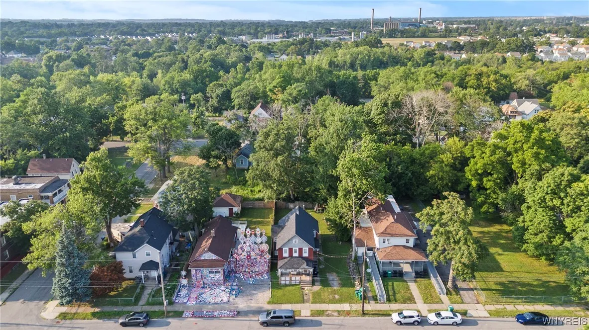 1312 Ontario Avenue, Niagara Falls, New York 14305, Niagara Falls, New York 14305, 3 Bedrooms Bedrooms, ,2 BathroomsBathrooms,Residential,For Sale,1312 Ontario Avenue, Niagara Falls, New York 14305,B1627405