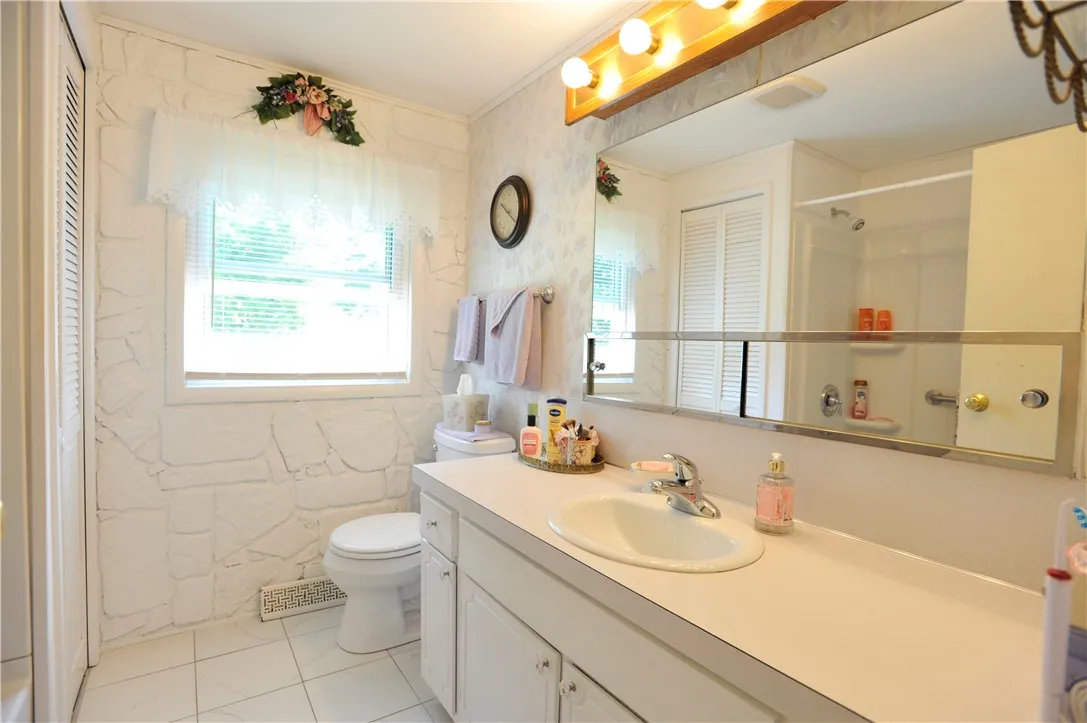 375 Breesport Road, Horseheads, New York 14845, Horseheads, New York 14845, 3 Bedrooms Bedrooms, 8 Rooms Rooms,1 BathroomBathrooms,Residential,For Sale,375 Breesport Road, Horseheads, New York 14845,R1627165