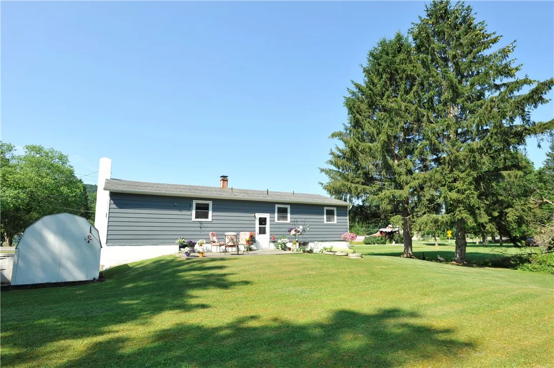 375 Breesport Road, Horseheads, New York 14845, Horseheads, New York 14845, 3 Bedrooms Bedrooms, 8 Rooms Rooms,1 BathroomBathrooms,Residential,For Sale,375 Breesport Road, Horseheads, New York 14845,R1627165