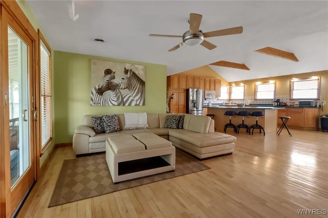 8441 Chestnut Ridge Road, Royalton, New York 14067, Royalton, New York 14067, 8 Bedrooms Bedrooms, ,6 BathroomsBathrooms,Residential,For Sale,8441 Chestnut Ridge Road, Royalton, New York 14067,B1627046