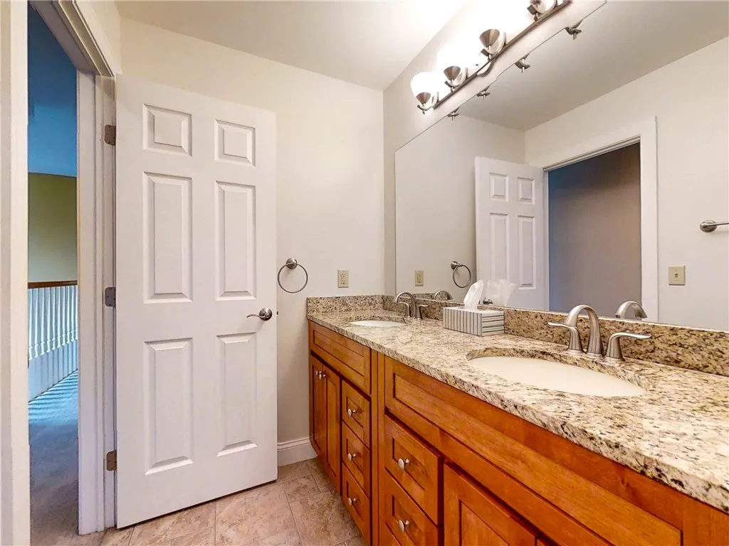 5 Chelsea Drive, Horseheads, New York 14845, Horseheads, New York 14845, 6 Bedrooms Bedrooms, 13 Rooms Rooms,3 BathroomsBathrooms,Residential,For Sale,5 Chelsea Drive, Horseheads, New York 14845,R1627324