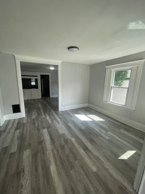 392 Parsells Avenue, Rochester, New York 14609, Rochester, New York 14609, 6 Bedrooms Bedrooms, ,2 BathroomsBathrooms,Residential,For Sale,392 Parsells Avenue, Rochester, New York 14609,R1627421