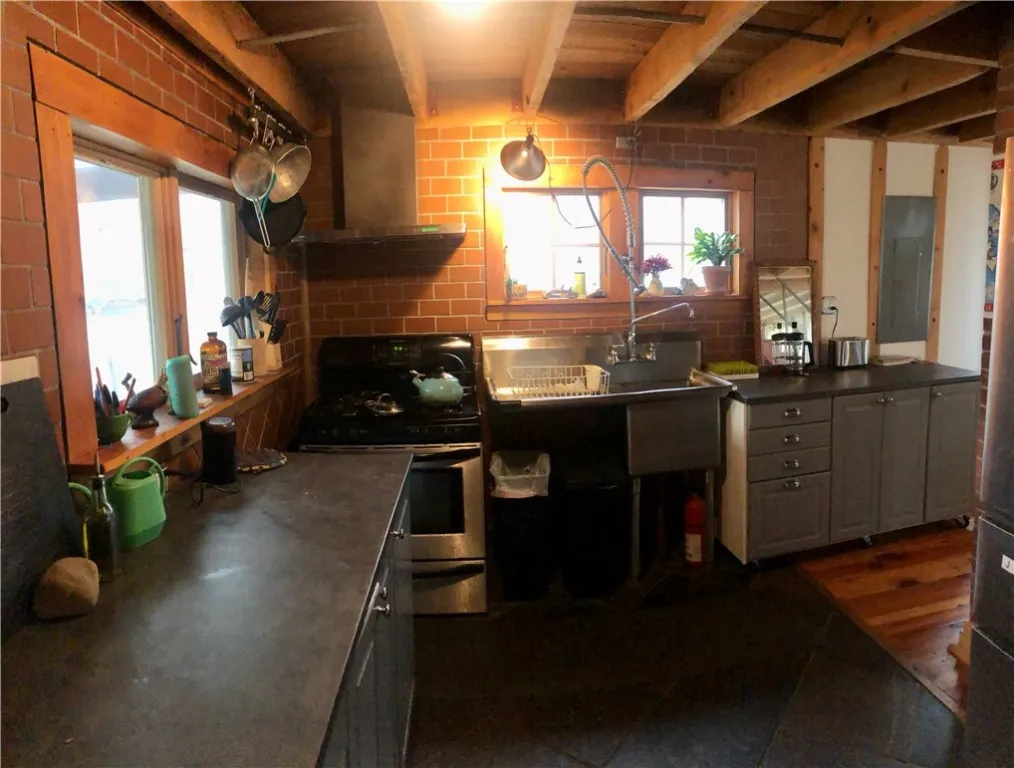 390 Lower Main Street, Andes, New York 13731, Andes, New York 13731, 2 Bedrooms Bedrooms, 7 Rooms Rooms,1 BathroomBathrooms,Residential Lease,For Rent,390 Lower Main Street, Andes, New York 13731,R1627431
