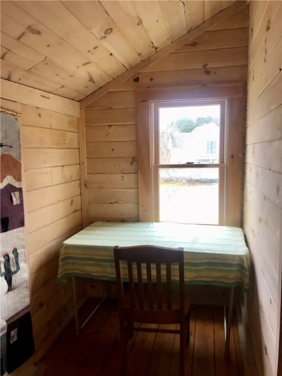 390 Lower Main Street, Andes, New York 13731, Andes, New York 13731, 2 Bedrooms Bedrooms, 7 Rooms Rooms,1 BathroomBathrooms,Residential Lease,For Rent,390 Lower Main Street, Andes, New York 13731,R1627431