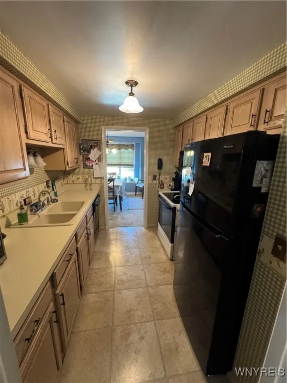 162 Stepping Stone Lane, Orchard Park, New York 14, Orchard Park, New York 14127, 2 Bedrooms Bedrooms, 8 Rooms Rooms,1 BathroomBathrooms,Residential,For Sale,162 Stepping Stone Lane, Orchard Park, New York 14,B1627413