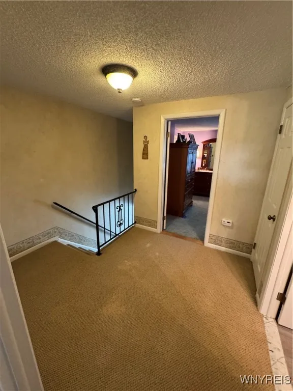 162 Stepping Stone Lane, Orchard Park, New York 14, Orchard Park, New York 14127, 2 Bedrooms Bedrooms, 8 Rooms Rooms,1 BathroomBathrooms,Residential,For Sale,162 Stepping Stone Lane, Orchard Park, New York 14,B1627413