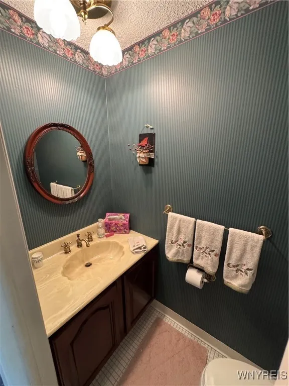 162 Stepping Stone Lane, Orchard Park, New York 14, Orchard Park, New York 14127, 2 Bedrooms Bedrooms, 8 Rooms Rooms,1 BathroomBathrooms,Residential,For Sale,162 Stepping Stone Lane, Orchard Park, New York 14,B1627413