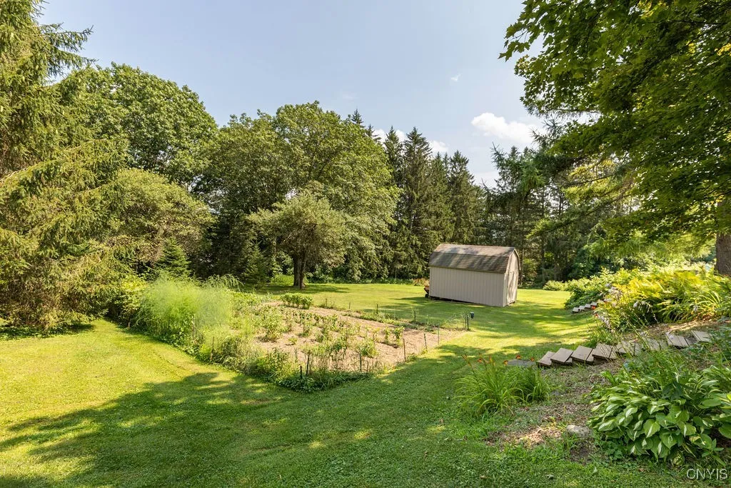 5 Austin Road, Tully, New York 13159, Tully, New York 13159, 3 Bedrooms Bedrooms, 8 Rooms Rooms,2 BathroomsBathrooms,Residential,For Sale,5 Austin Road, Tully, New York 13159,S1625986