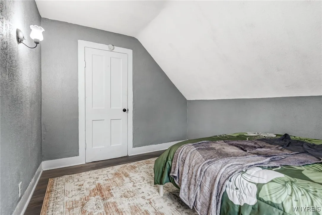 206 May Street, Buffalo, New York 14211, Buffalo, New York 14211, 4 Bedrooms Bedrooms, 7 Rooms Rooms,1 BathroomBathrooms,Residential,For Sale,206 May Street, Buffalo, New York 14211,B1627440