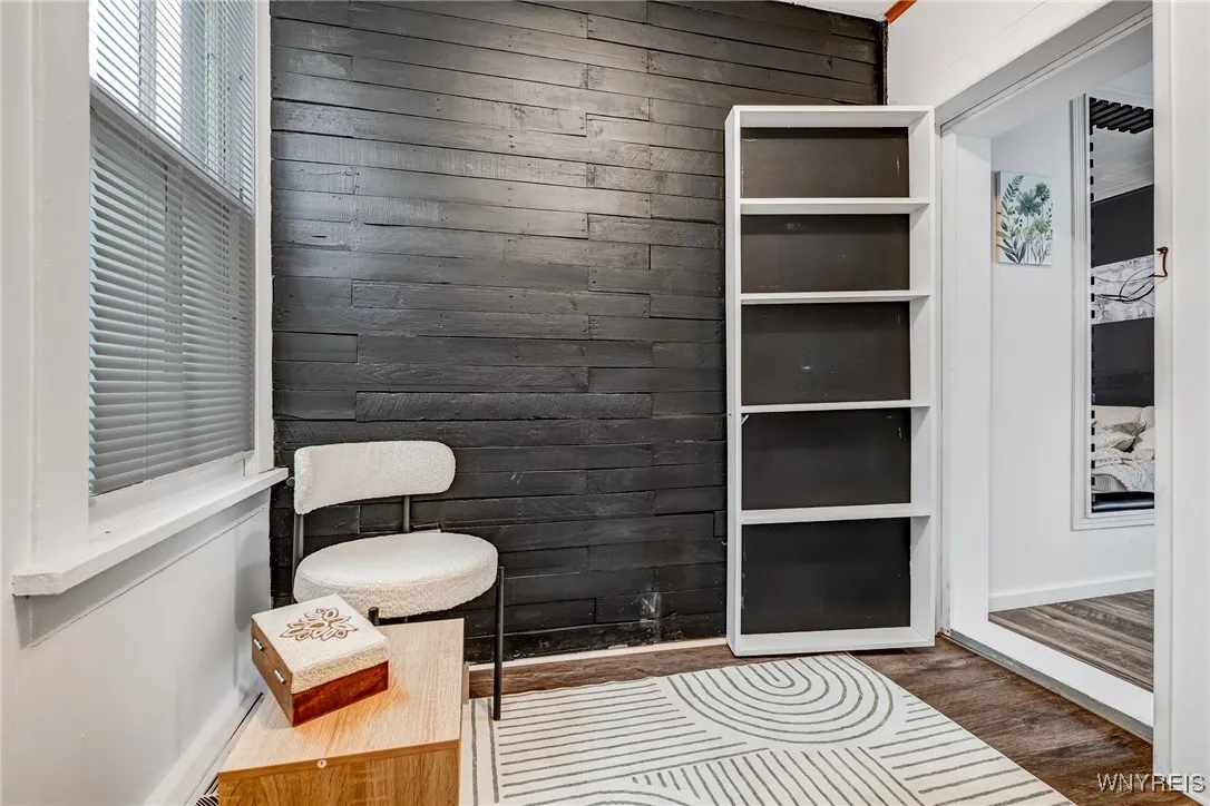 206 May Street, Buffalo, New York 14211, Buffalo, New York 14211, 4 Bedrooms Bedrooms, 7 Rooms Rooms,1 BathroomBathrooms,Residential,For Sale,206 May Street, Buffalo, New York 14211,B1627440